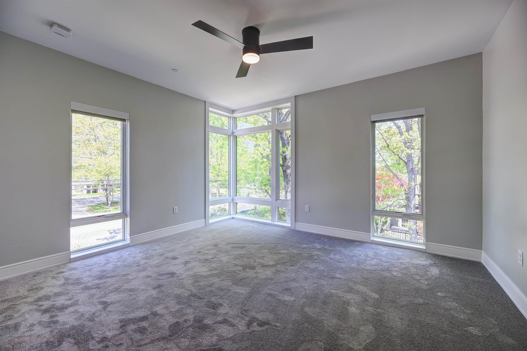 2059 Lafayette - Photo 22