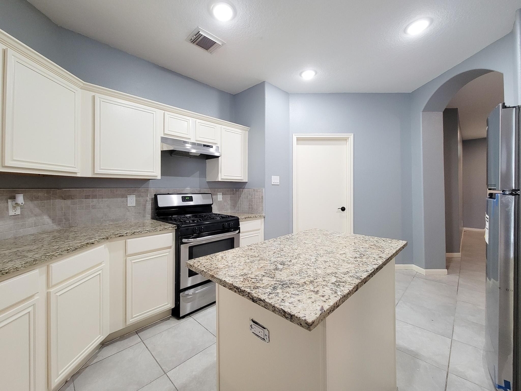 1206 Hemple Drive - Photo 10