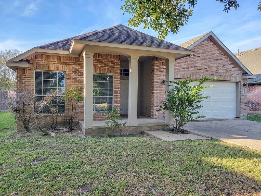 1206 Hemple Drive - Photo 2