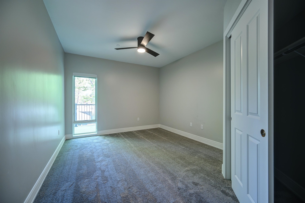 2059 Lafayette - Photo 10