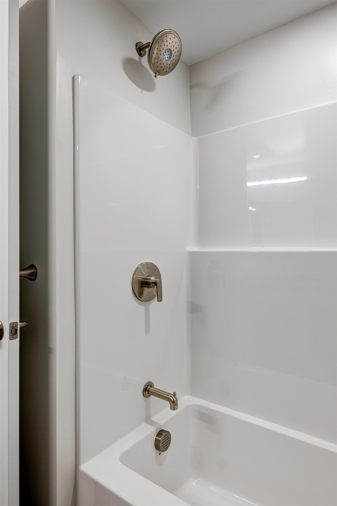 2059 Lafayette - Photo 8