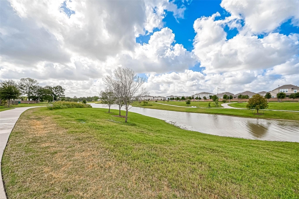 9905 Brickhouse Drive - Photo 40