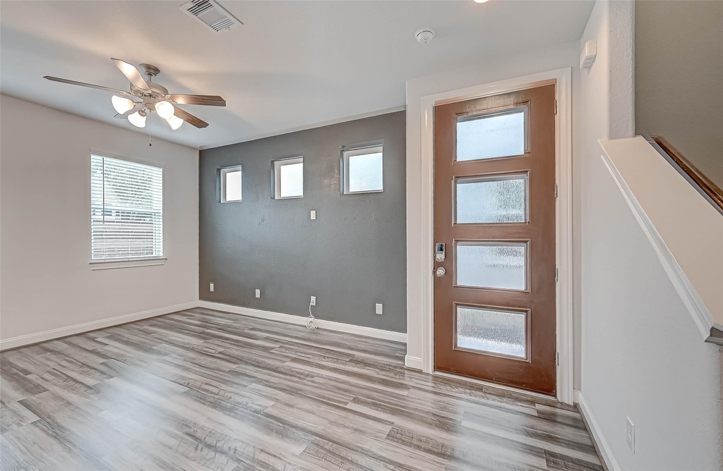 9905 Brickhouse Drive - Photo 2