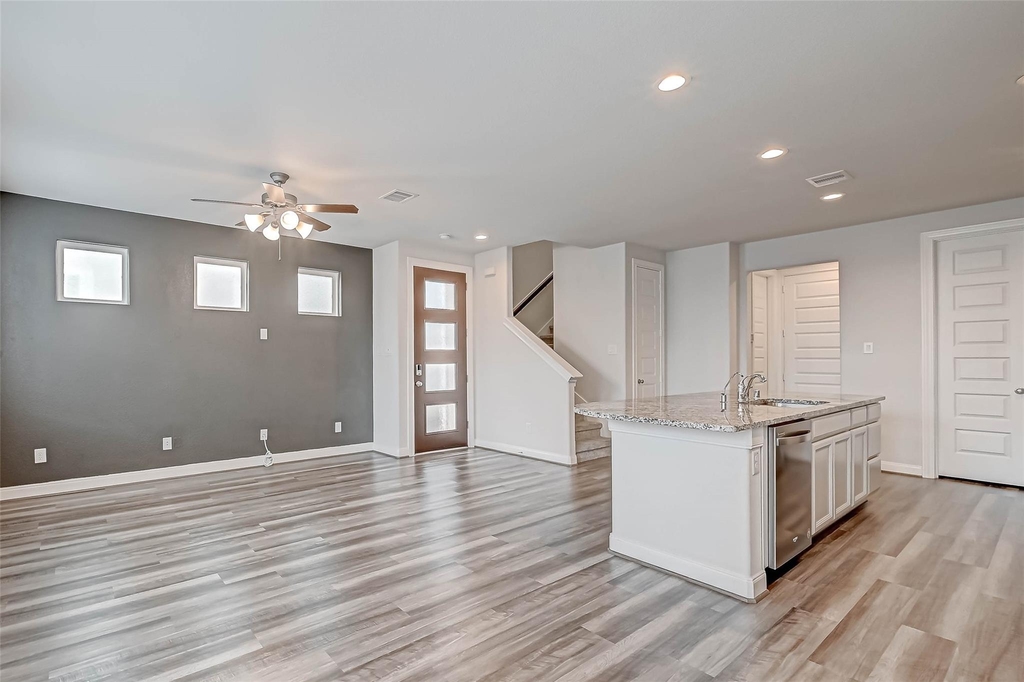 9905 Brickhouse Drive - Photo 13