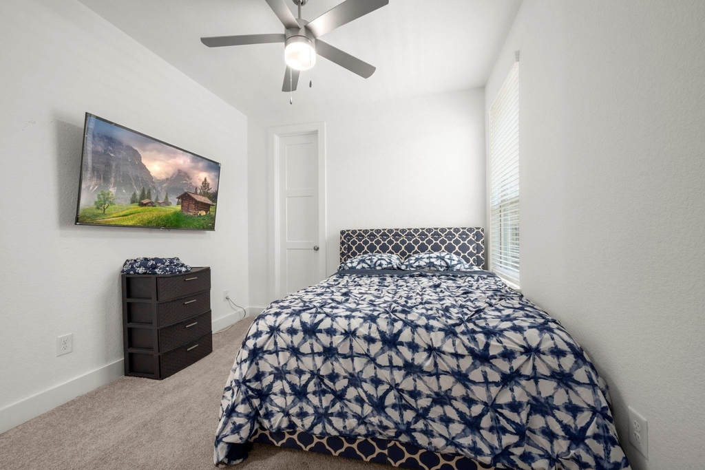 13035 Wandering Ridge Lane - Photo 19