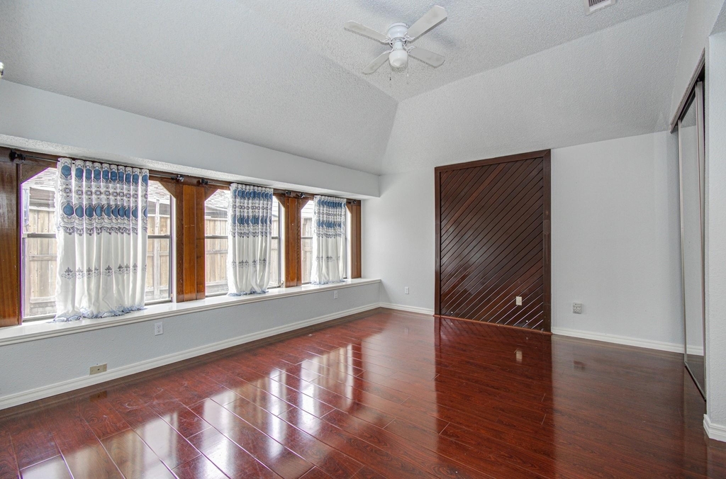 6823 Puerta Vista Lane - Photo 29