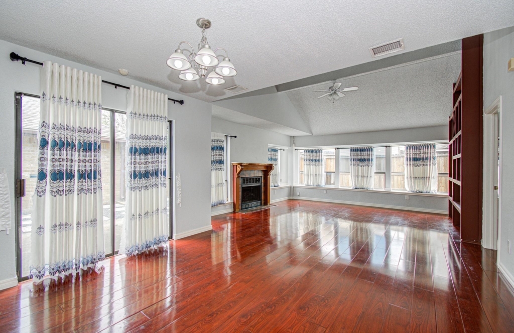 6823 Puerta Vista Lane - Photo 11