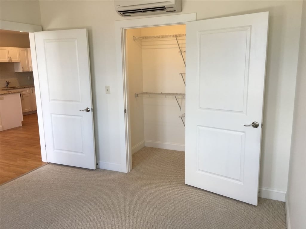 875 Elm - Photo 32