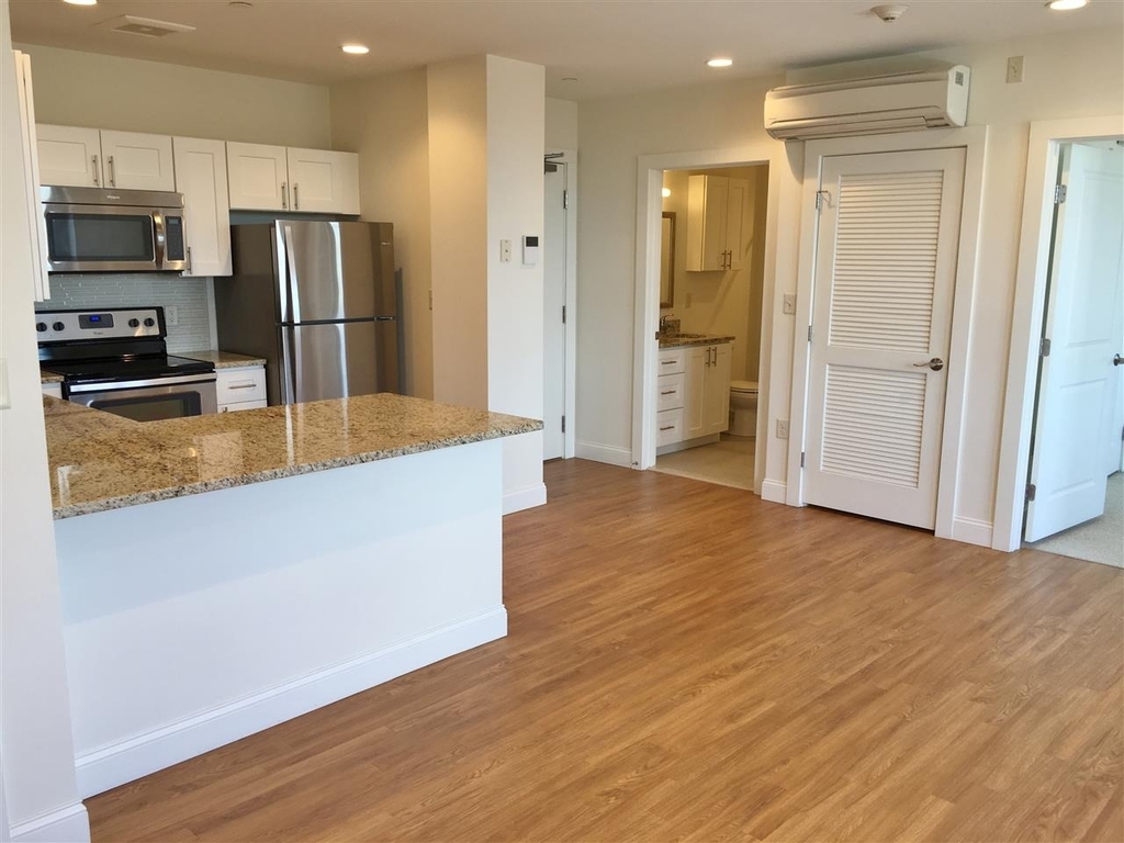 875 Elm - Photo 9