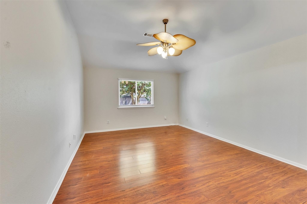 21808 Whispering Forest Drive - Photo 12