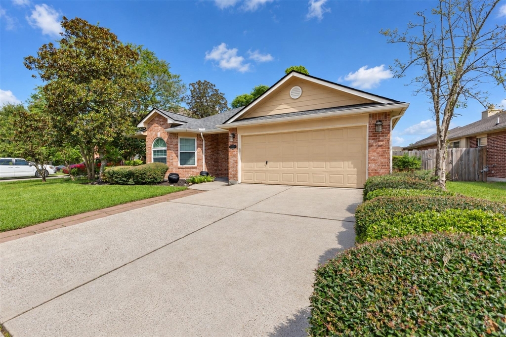 21808 Whispering Forest Drive - Photo 3
