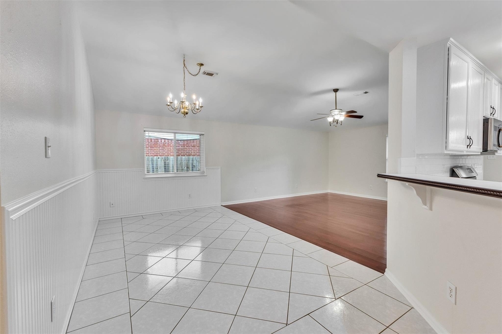 21808 Whispering Forest Drive - Photo 9