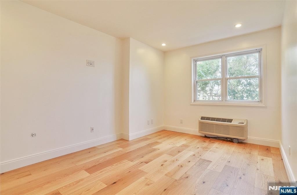 1111 River - Photo 13