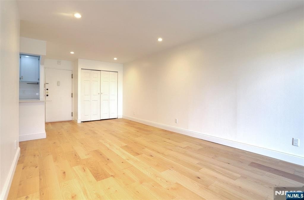 1111 River - Photo 6