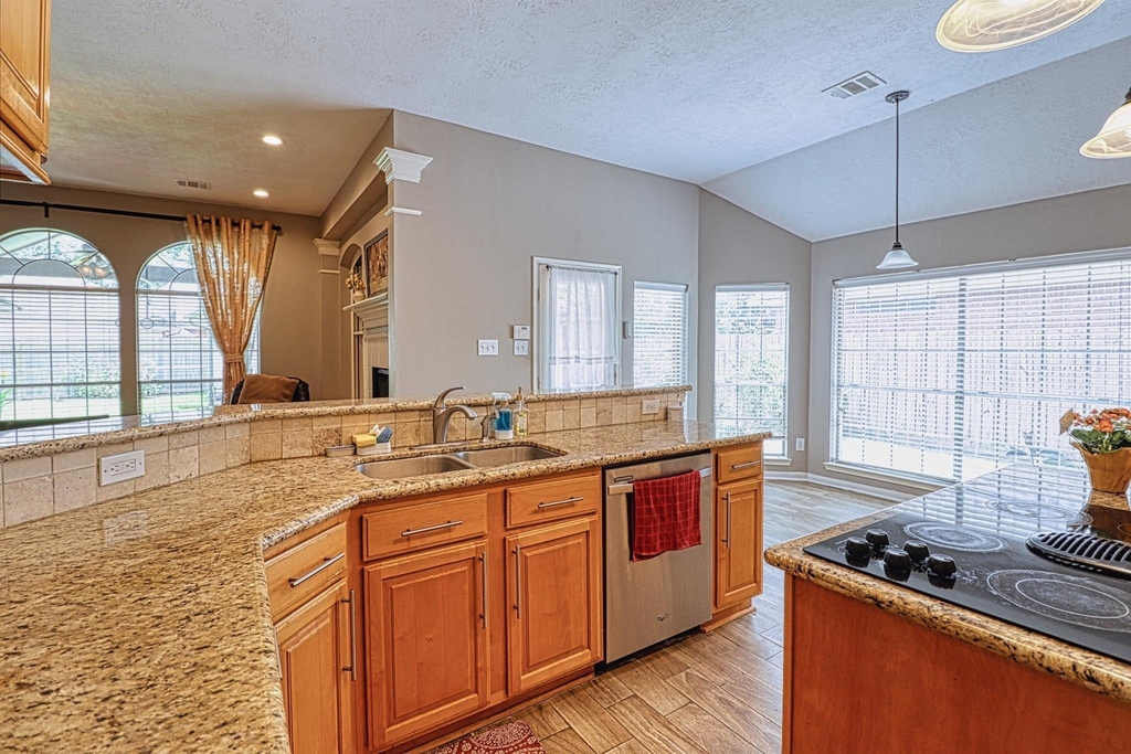 2123 Meadow Park Circle - Photo 11