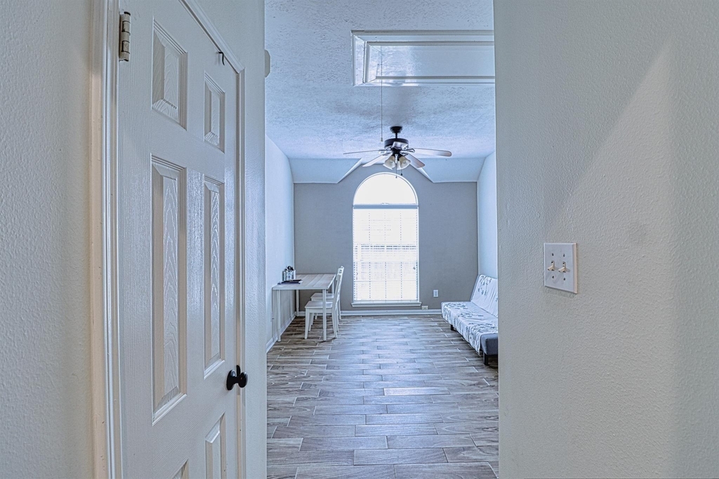 2123 Meadow Park Circle - Photo 19