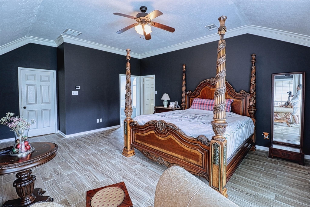 2123 Meadow Park Circle - Photo 15