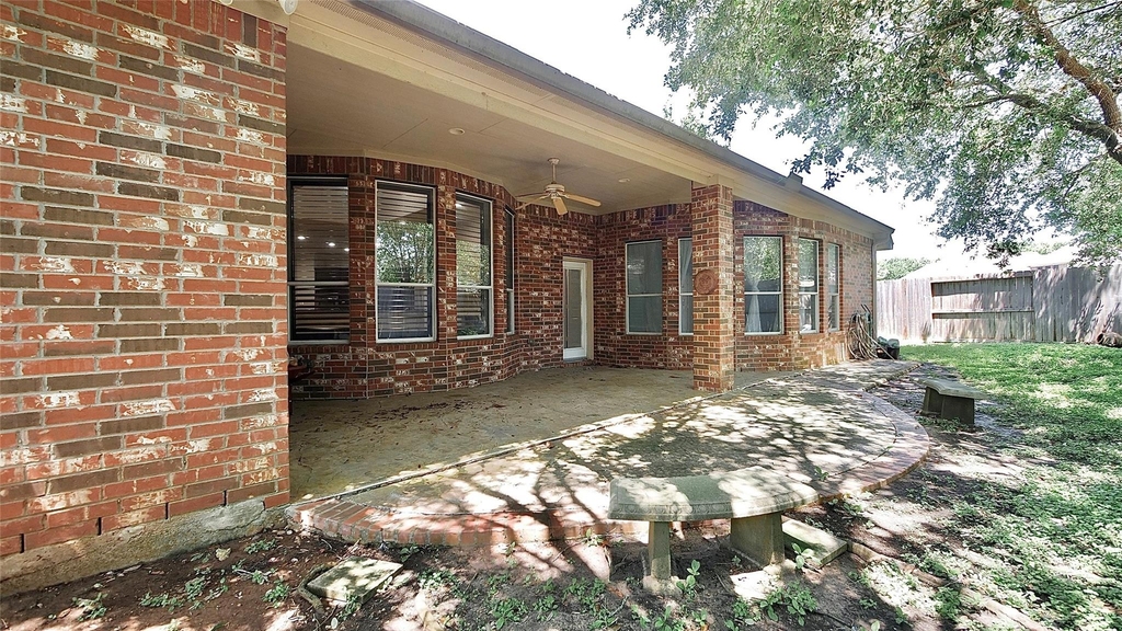 8303 Crescent Knolls Dr Drive - Photo 40