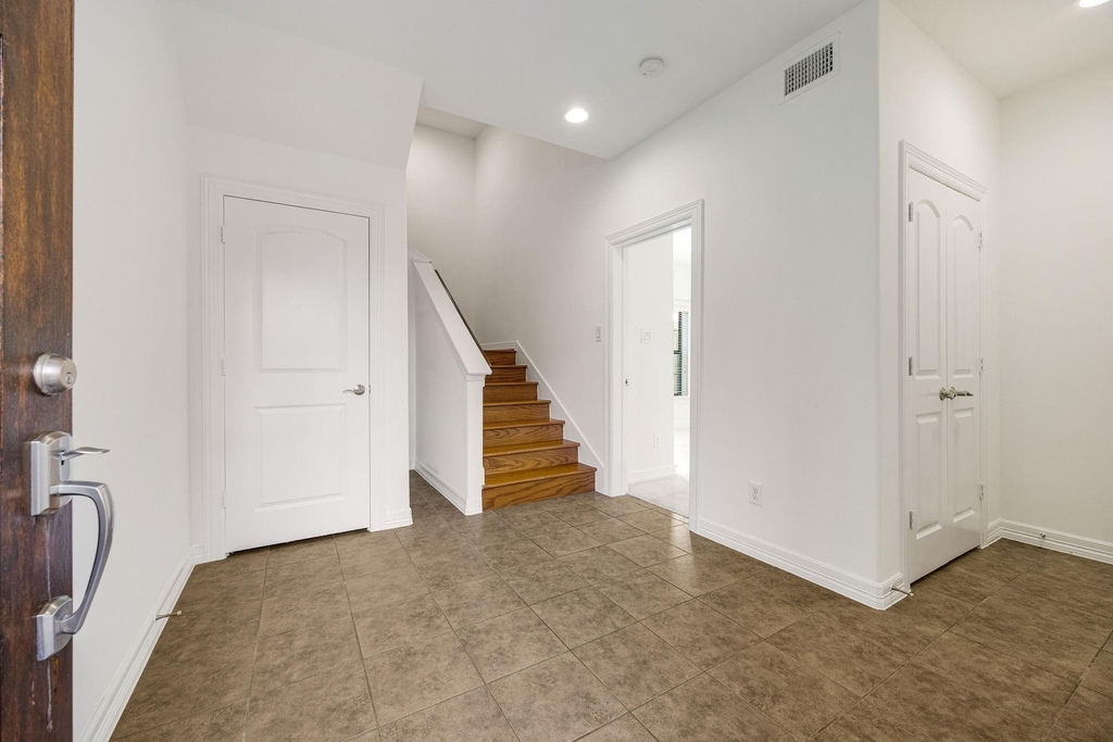 1146 Hempstead Villa Lane - Photo 3