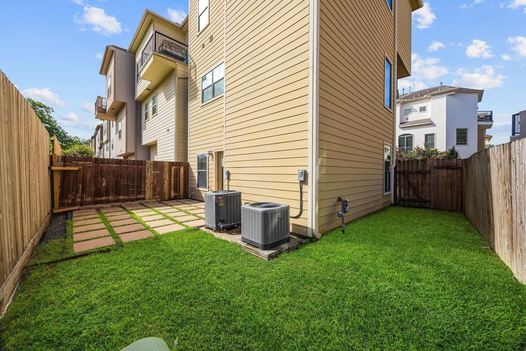 1146 Hempstead Villa Lane - Photo 0
