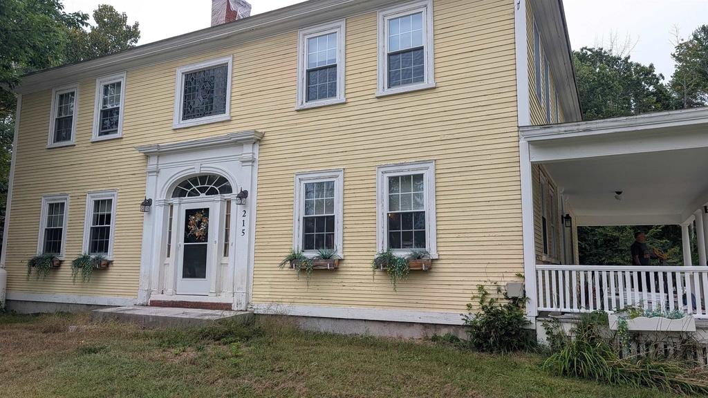 215 Bay - Photo 16