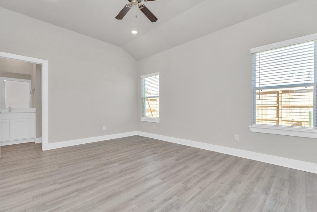 7310 Coconut Bay Drive - Photo 10