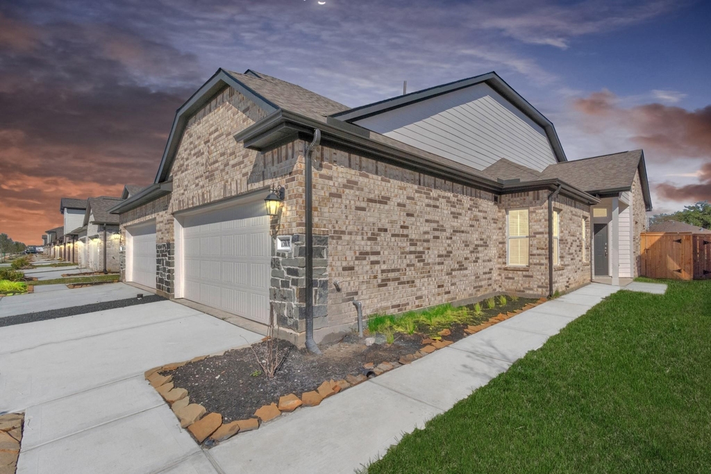 7310 Coconut Bay Drive - Photo 1