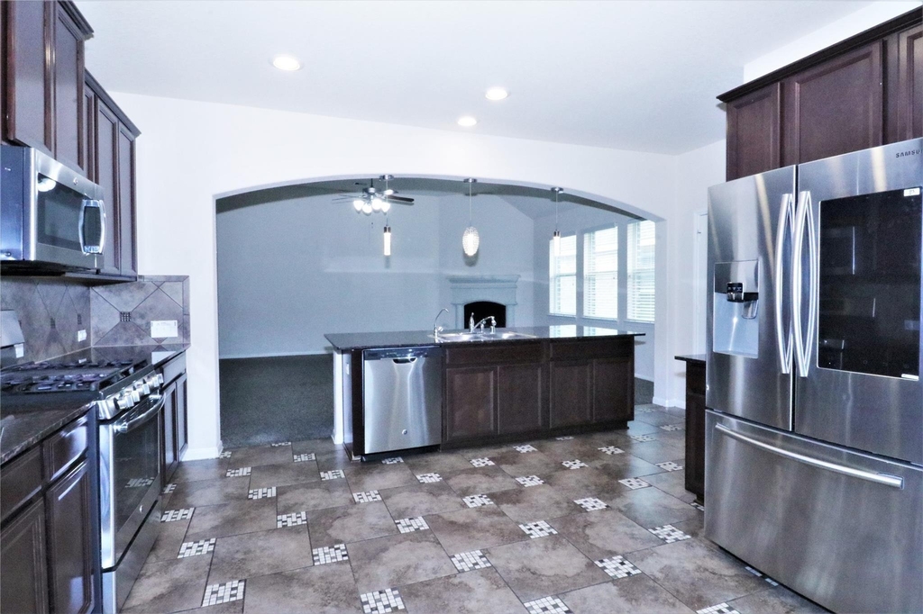 7511 Cypress Pin Oak Drive - Photo 10