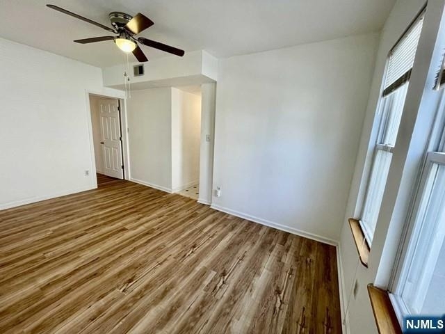 26-28 Spruce - Photo 5