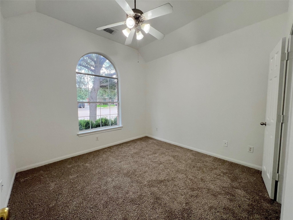 17215 Fernchase Court - Photo 4