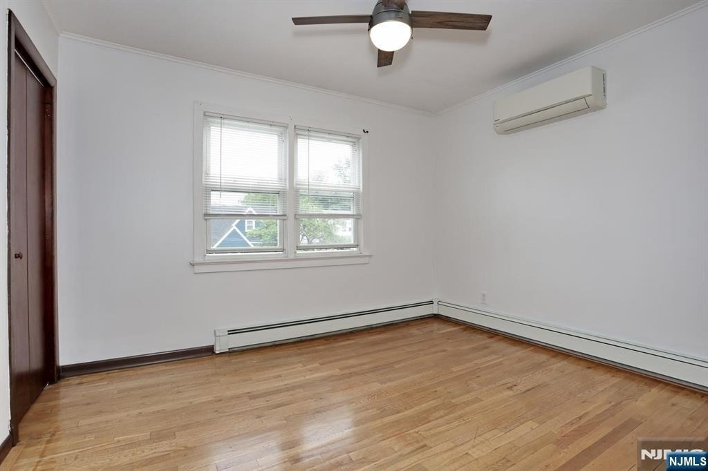 29-31 Linden - Photo 16