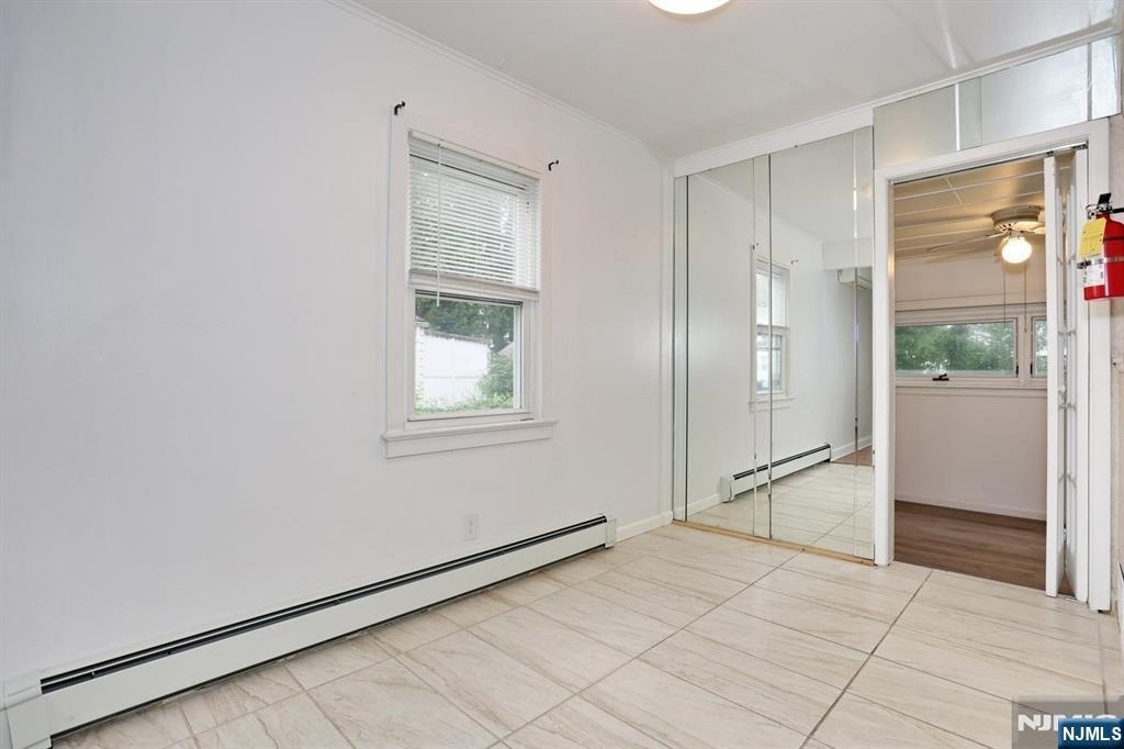 29-31 Linden - Photo 9