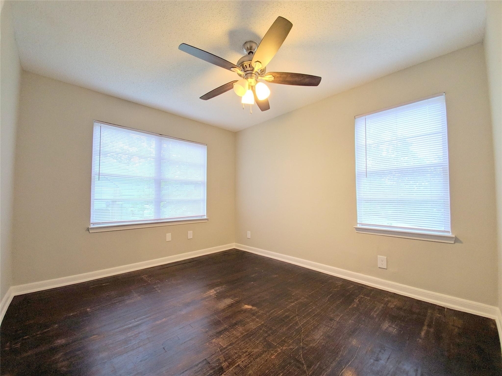 505 13th Street N - Photo 10