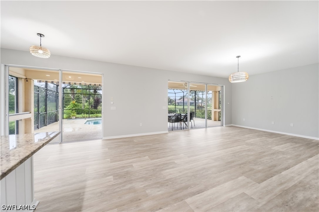 2133 Fairmont Lane - Photo 4