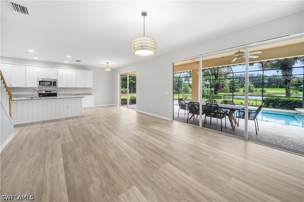 2133 Fairmont Lane - Photo 3