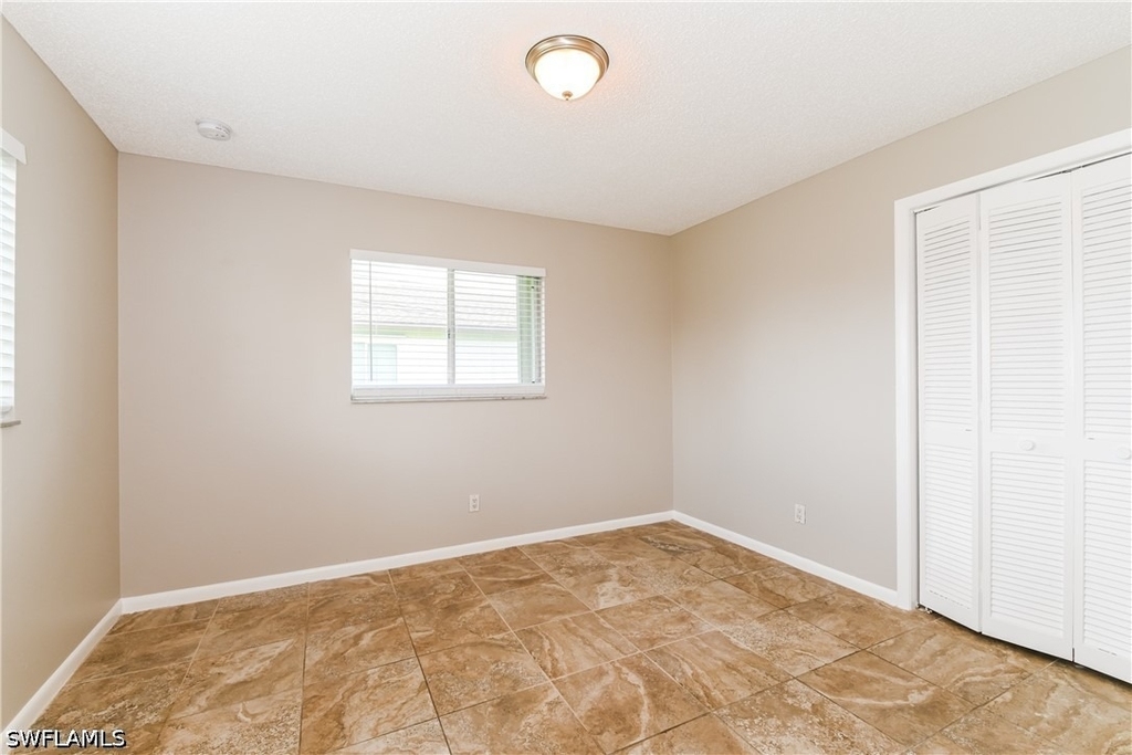 1408 Se 22nd Terrace - Photo 9