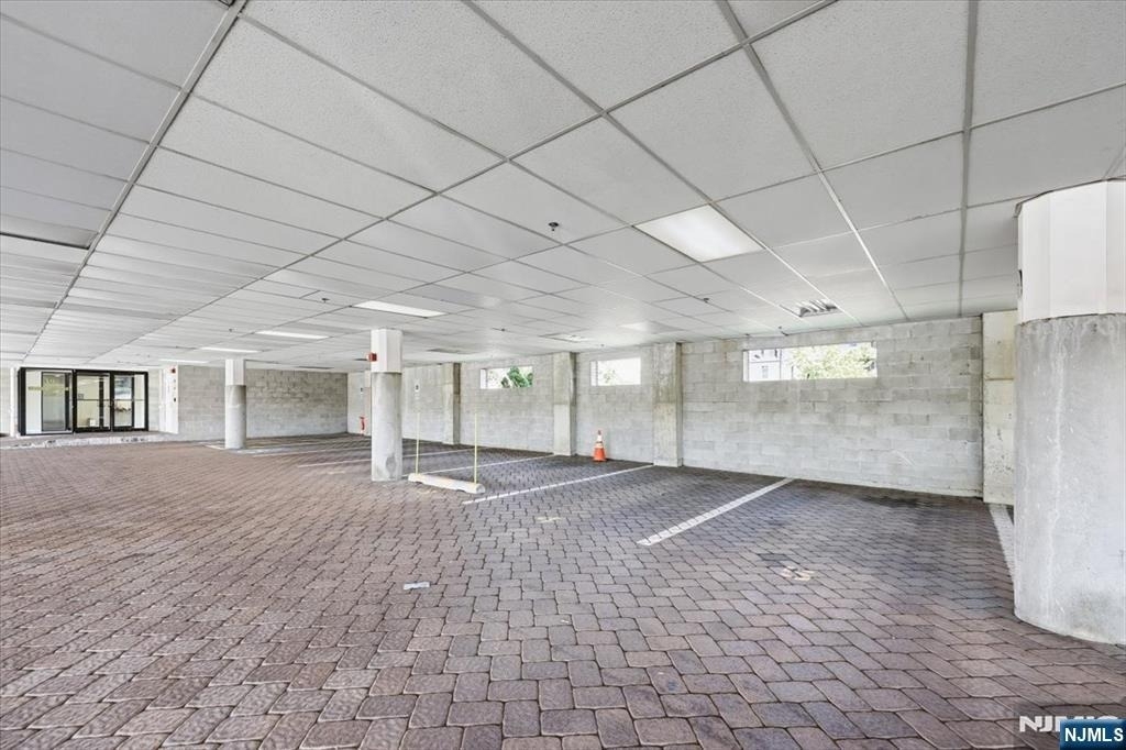 39 Union - Photo 28
