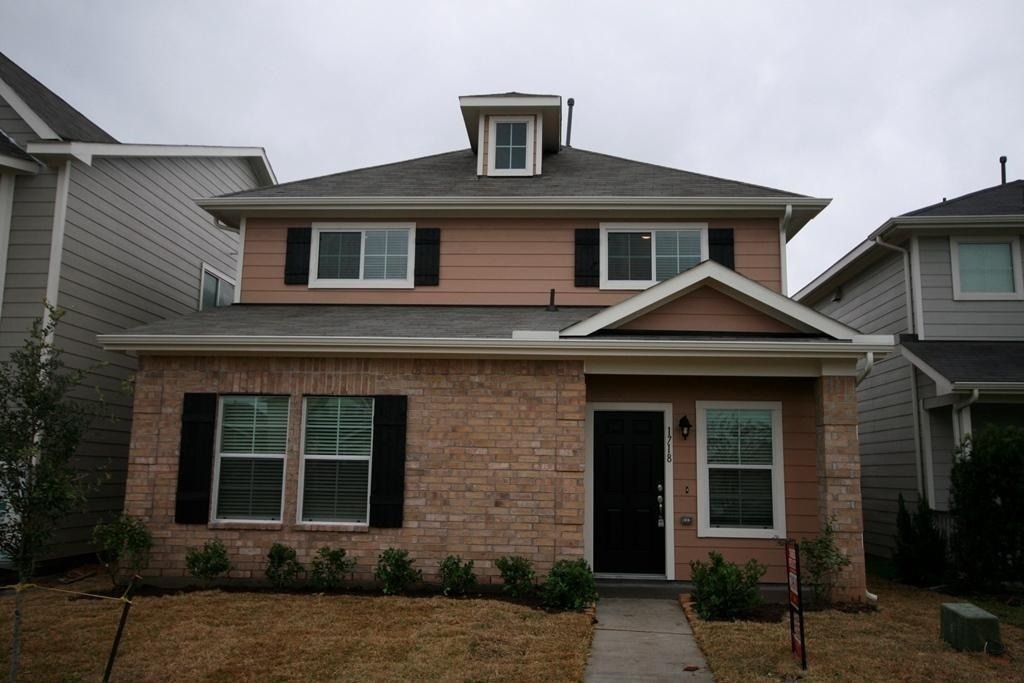 1718 Claremont Garden Circle - Photo 0