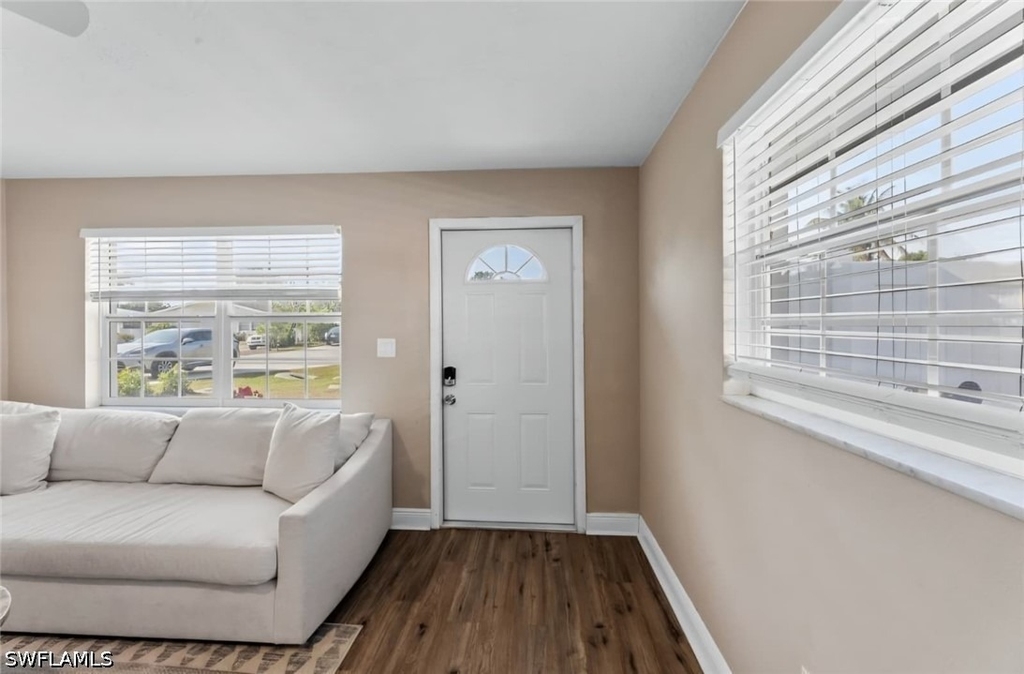 4203 Rose Avenue - Photo 2