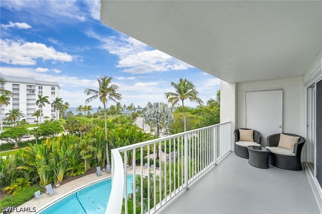 1300 Gulf Shore Boulevard N - Photo 6