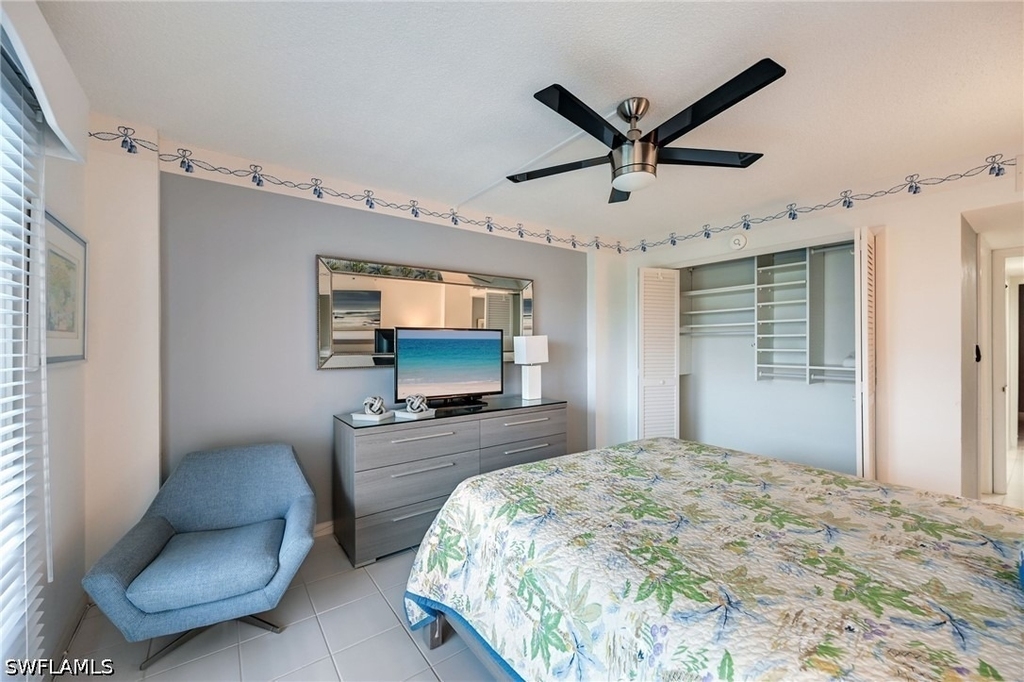 1300 Gulf Shore Boulevard N - Photo 14