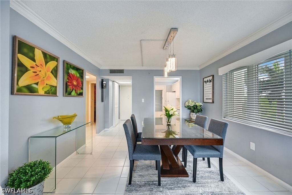 1300 Gulf Shore Boulevard N - Photo 8