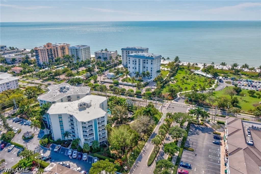 1300 Gulf Shore Boulevard N - Photo 21