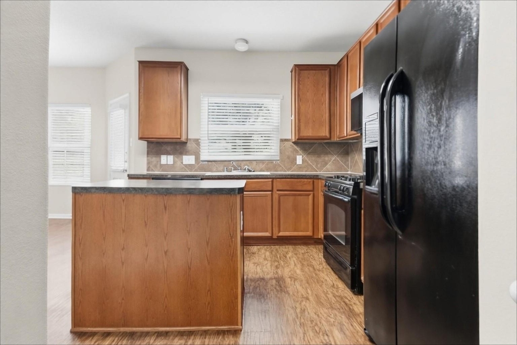 29342 Winton Wood Way - Photo 2