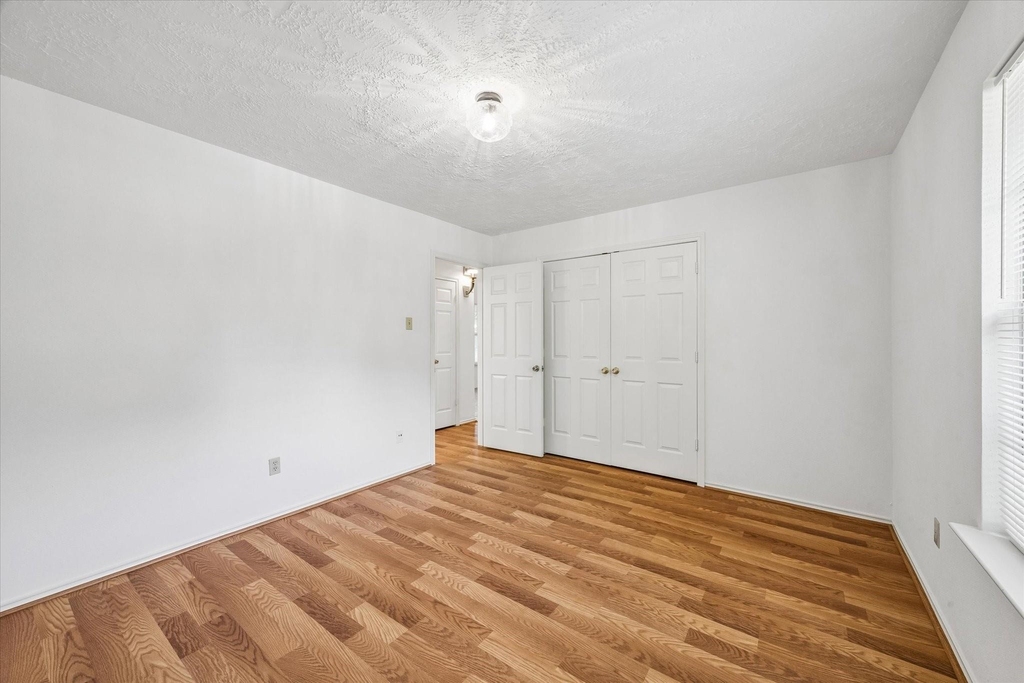 910 Country Place Blvd - Photo 10