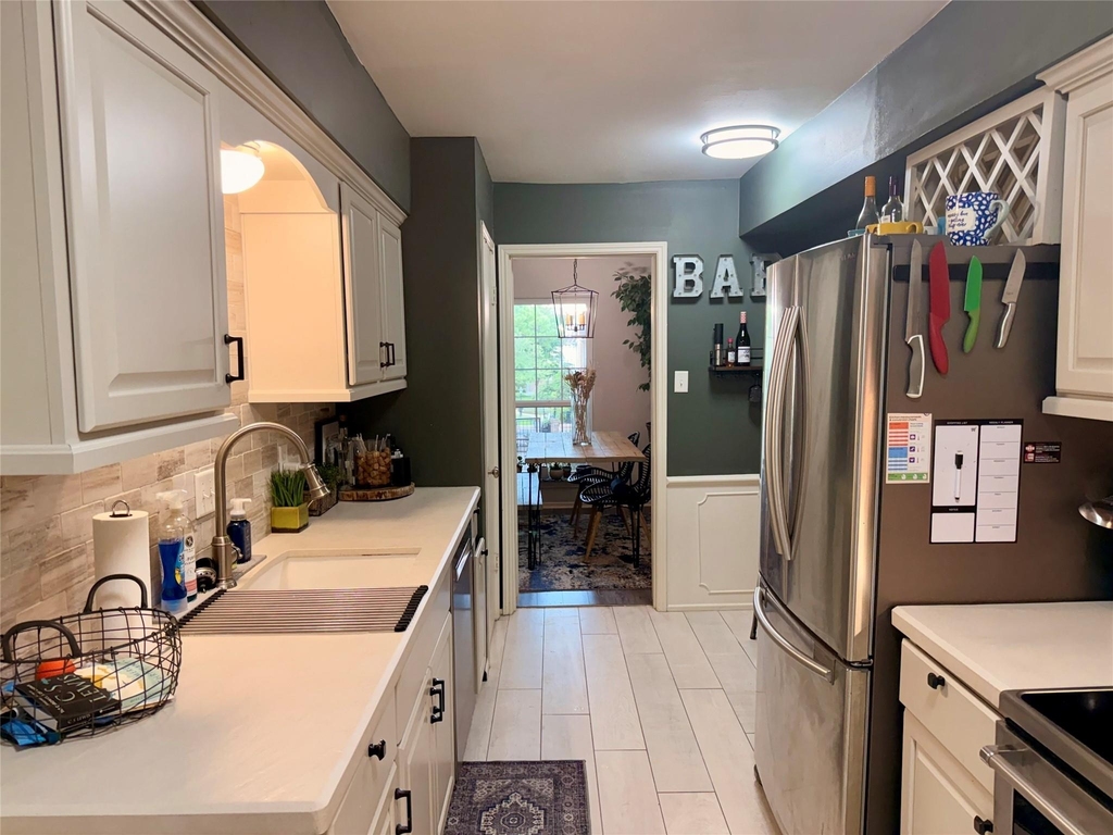 357 N Post Oak Lane - Photo 5