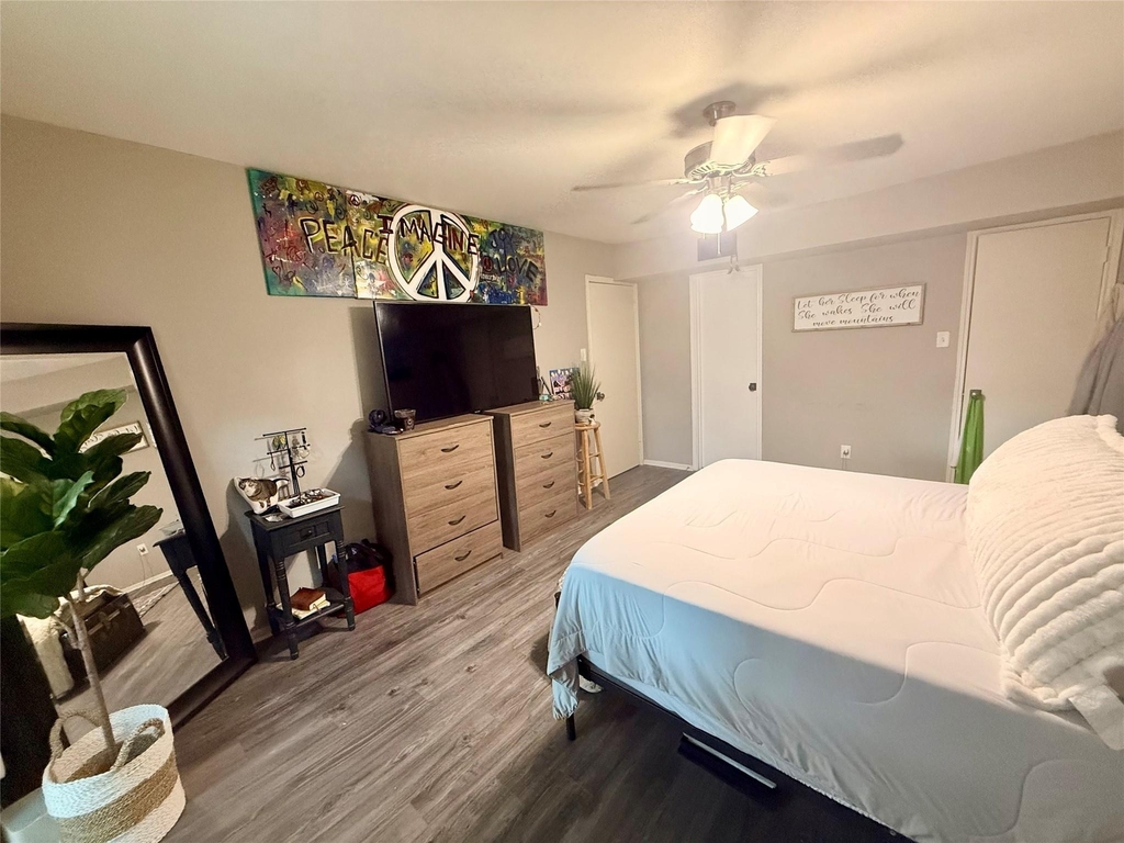 357 N Post Oak Lane - Photo 14