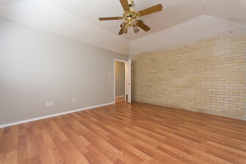 16031 Windom Drive - Photo 6
