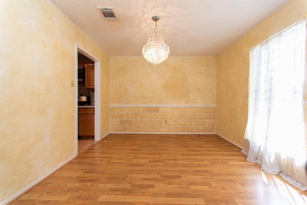 16031 Windom Drive - Photo 2