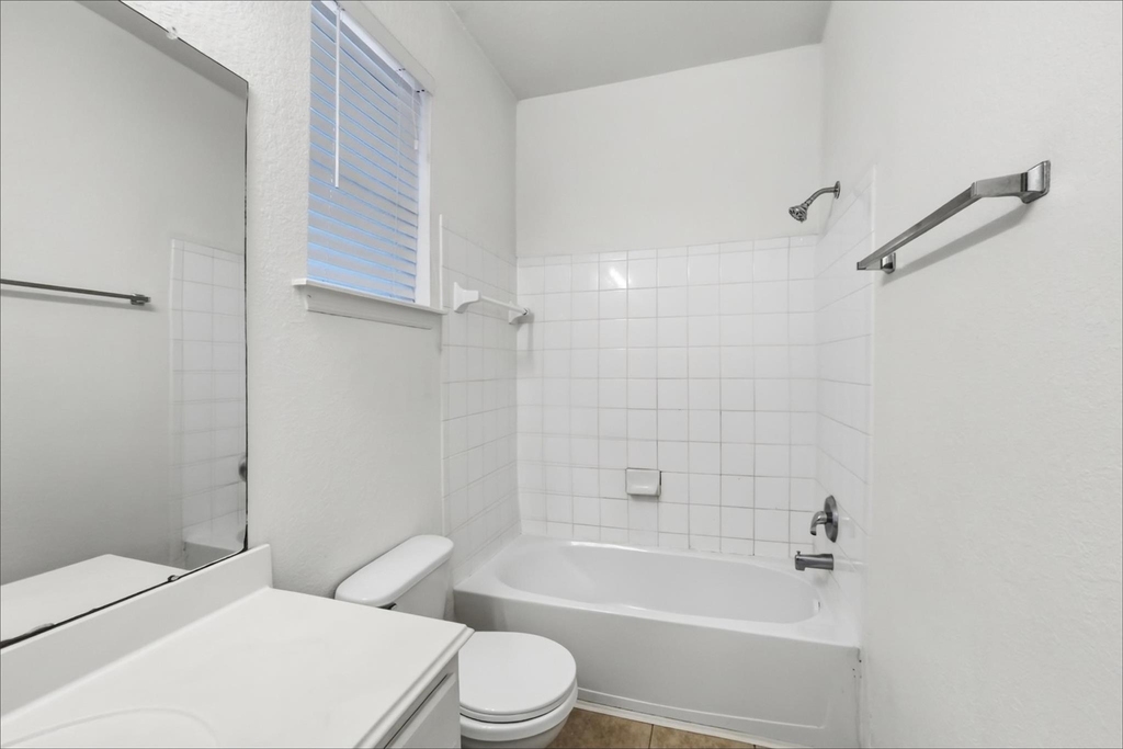 4702 Sebastopol Drive - Photo 15
